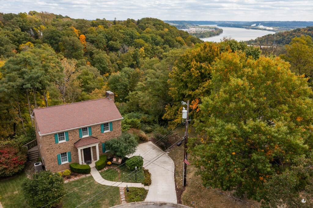 184 Brentwood Place - Photo 1