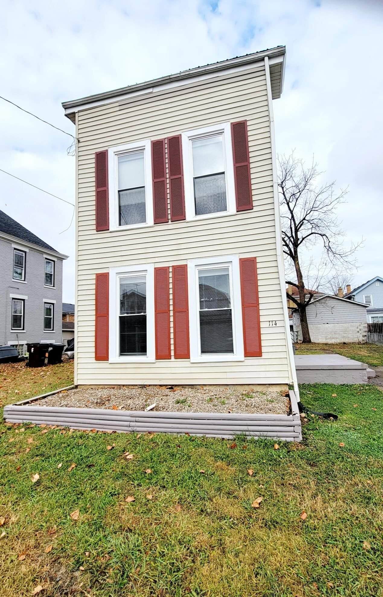 114 34th Street - Photo 1