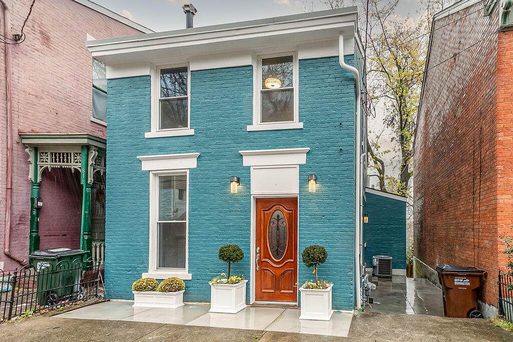 820 Crescent Avenue - Photo 1