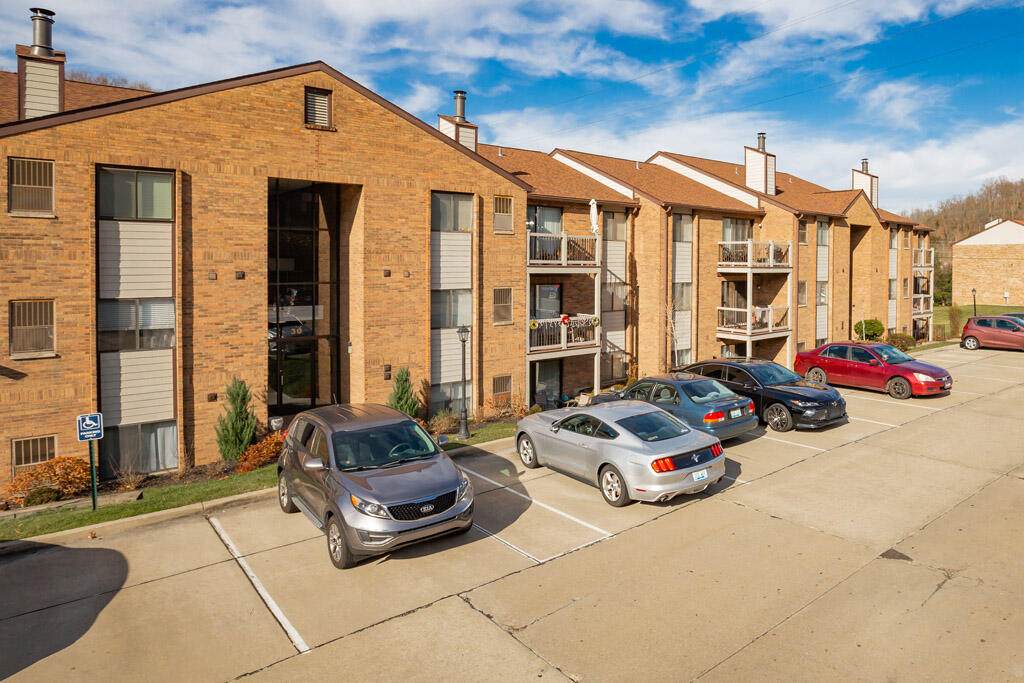 30 Woodland Hills Drive - Photo 1