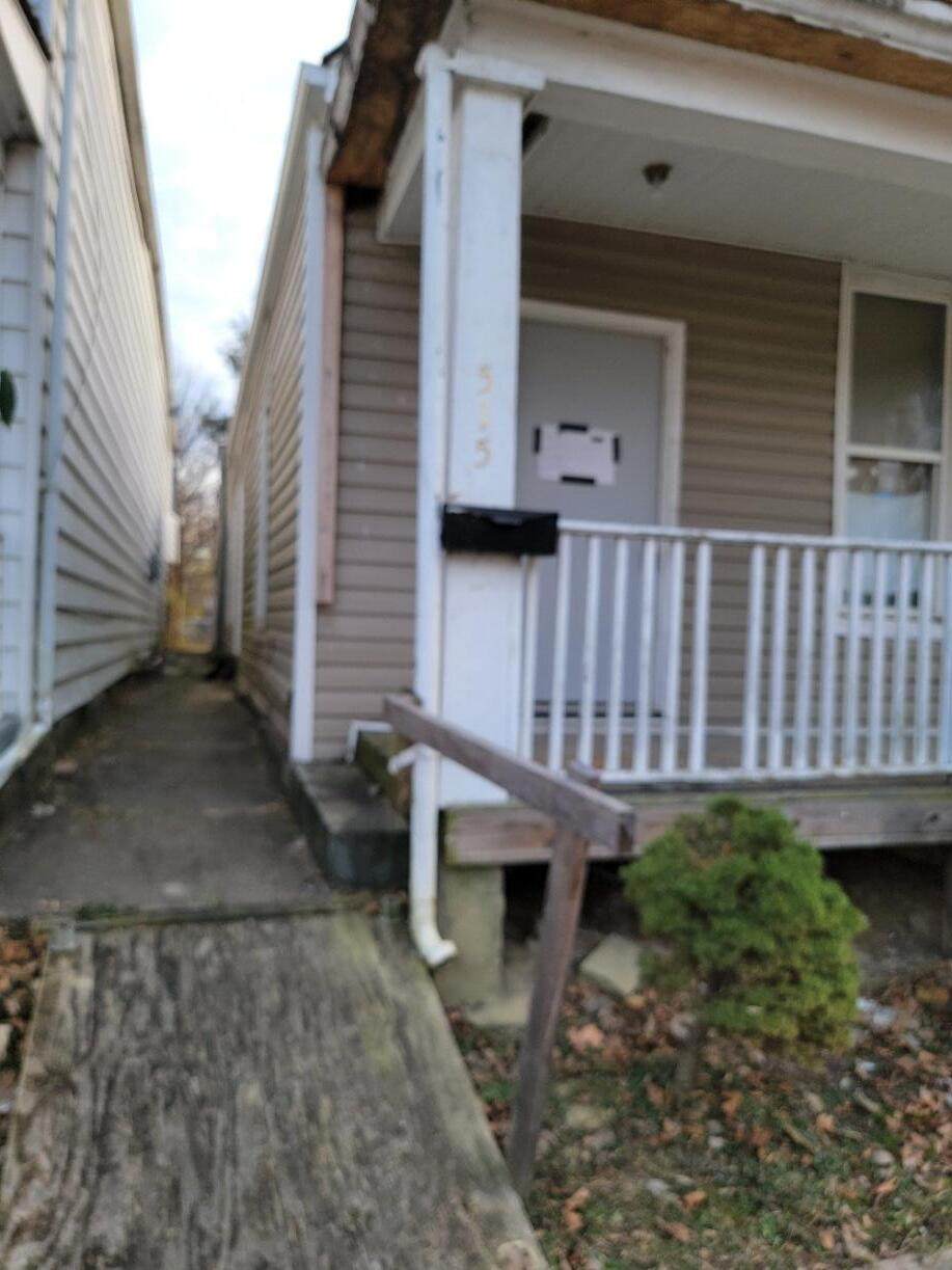 515 18th Street - Photo 1