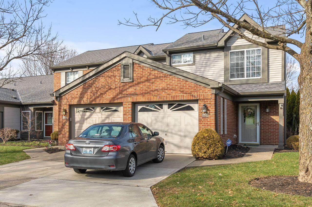1802 Cliffview Lane - Photo 1