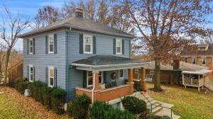 416 Fairview Avenue - Photo 1