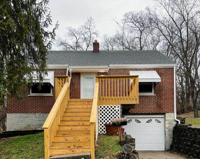 347 Riddle Place - Photo 1