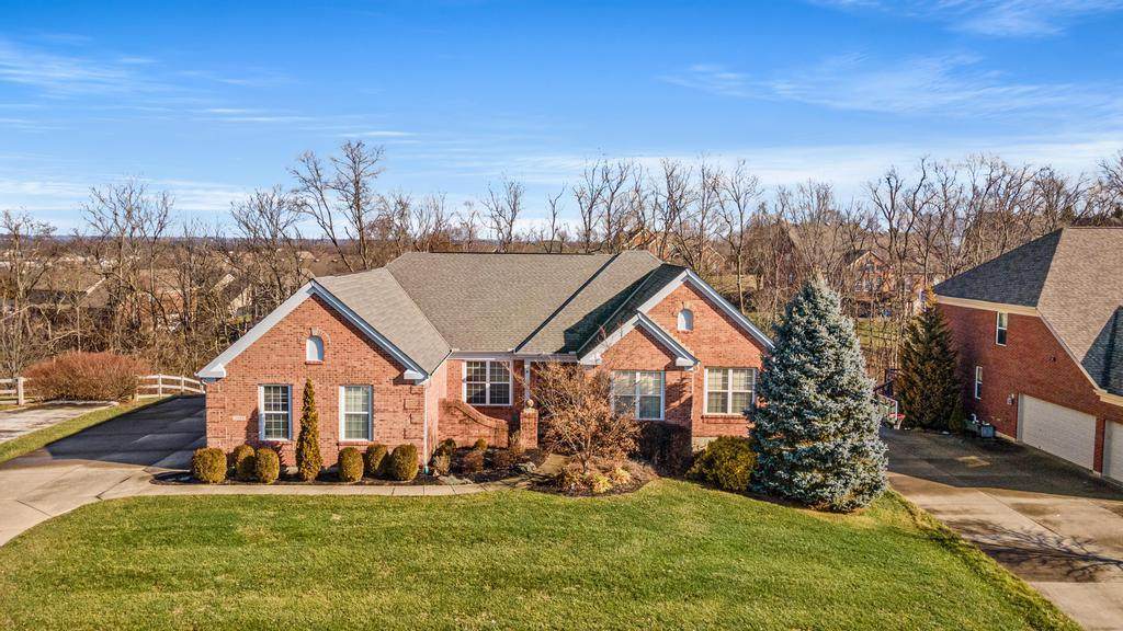 2320 Summerwoods Drive - Photo 1