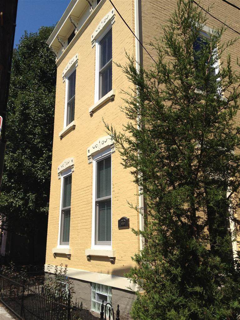 212 6th Street - Photo 1