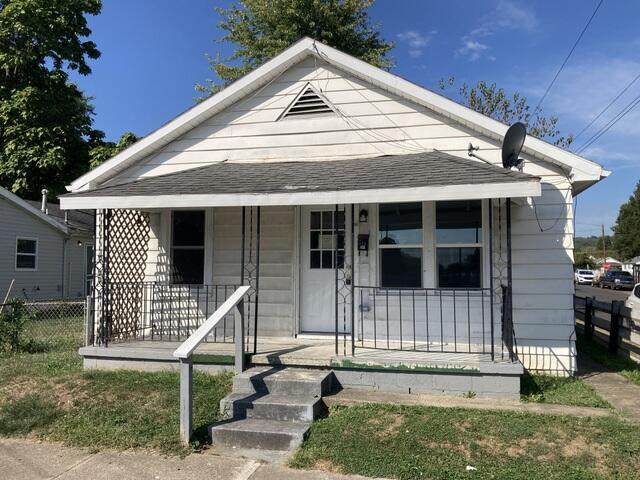 523 Clark Street - Photo 1