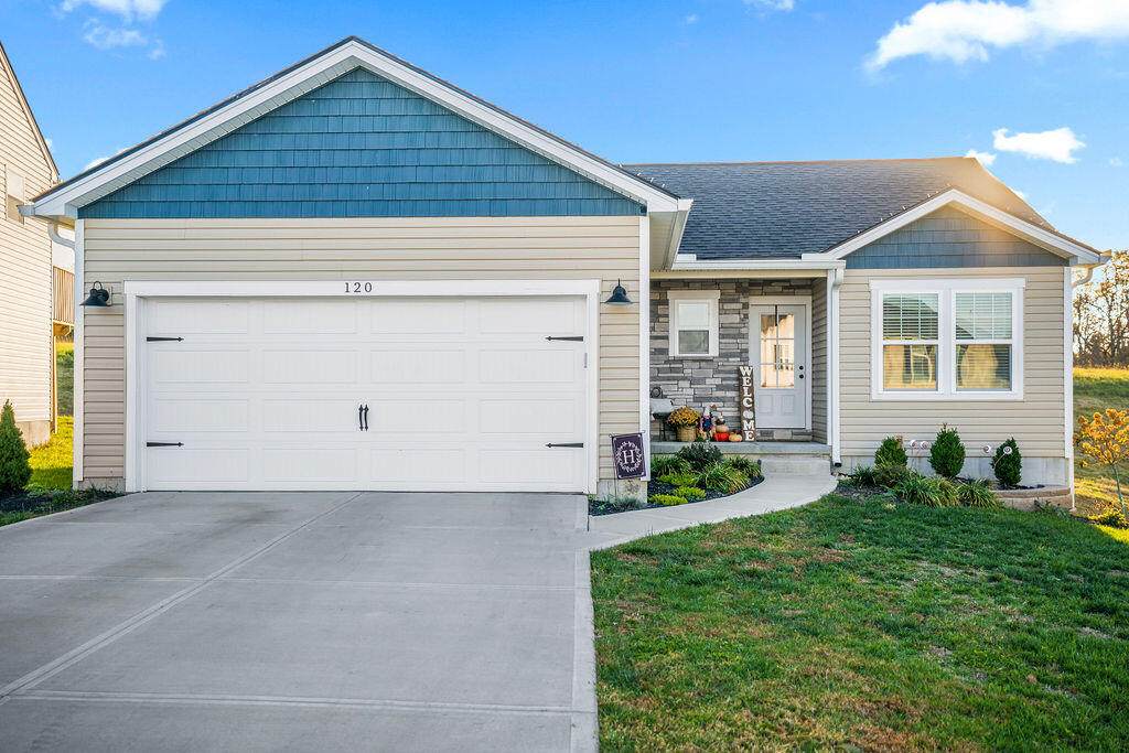 120 Arlington Court - Photo 1