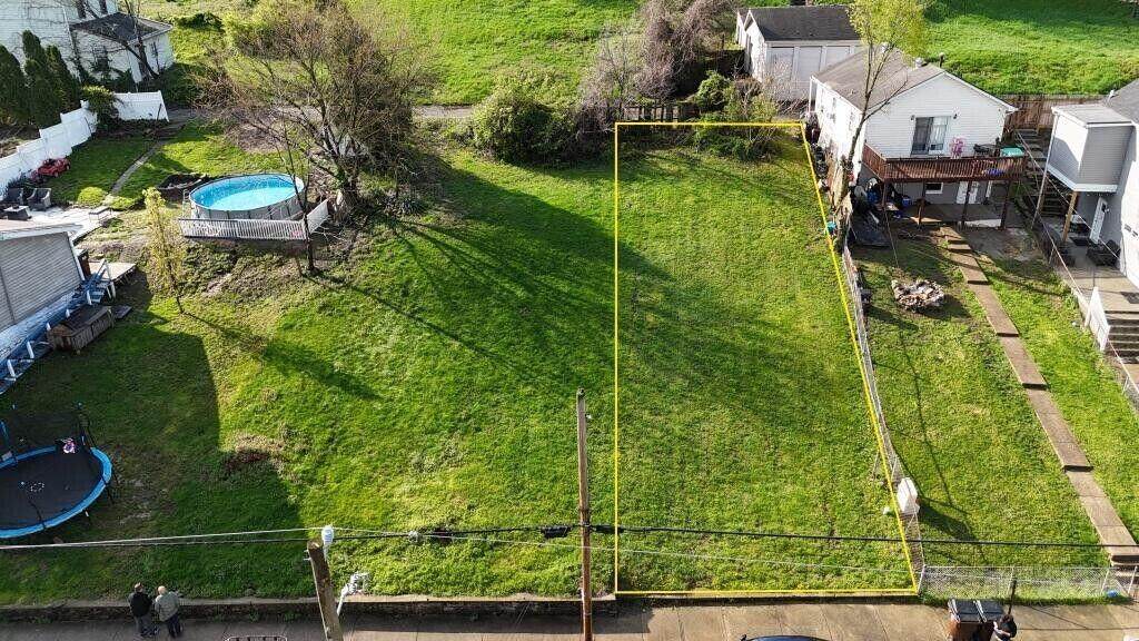 1031 John Street - Photo 1