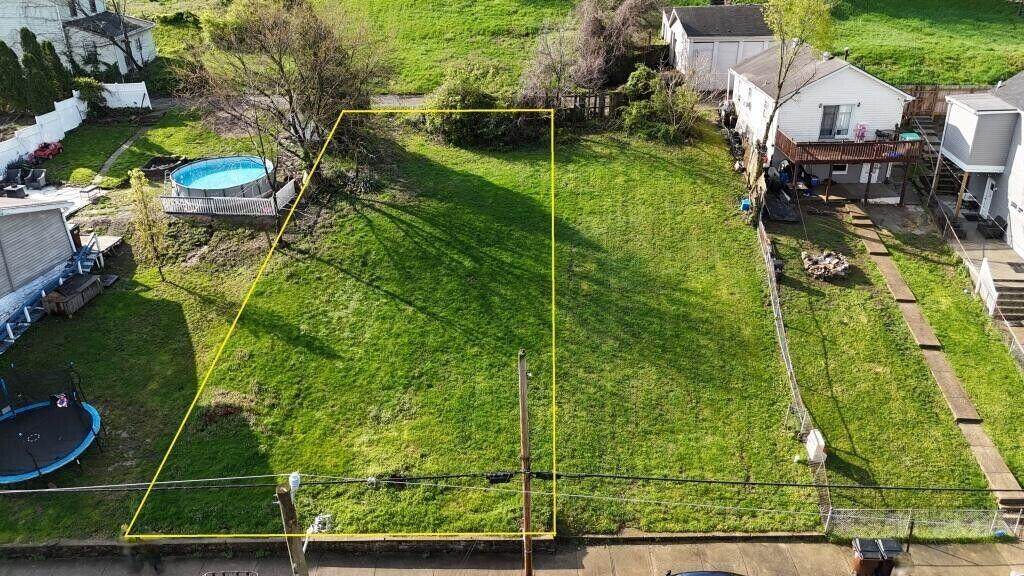 1027 John Street - Photo 1