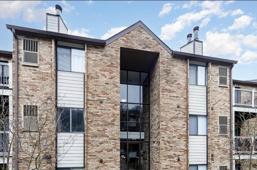 12 Woodland Hills Drive - Photo 1