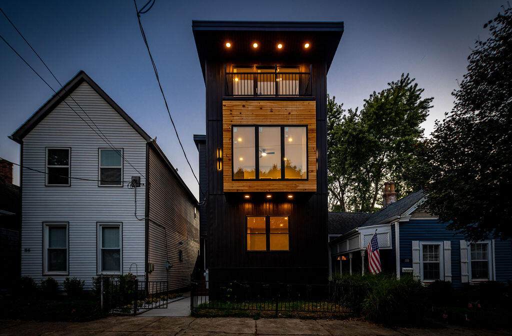 112 Ward Avenue - Photo 1