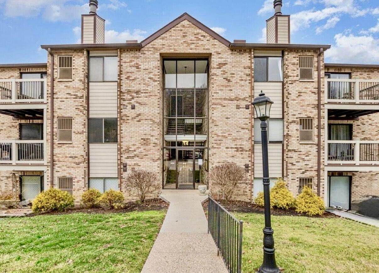 14 Woodland Hills Drive - Photo 1