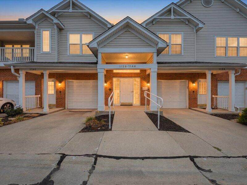 1136 Periwinkle Drive - Photo 1