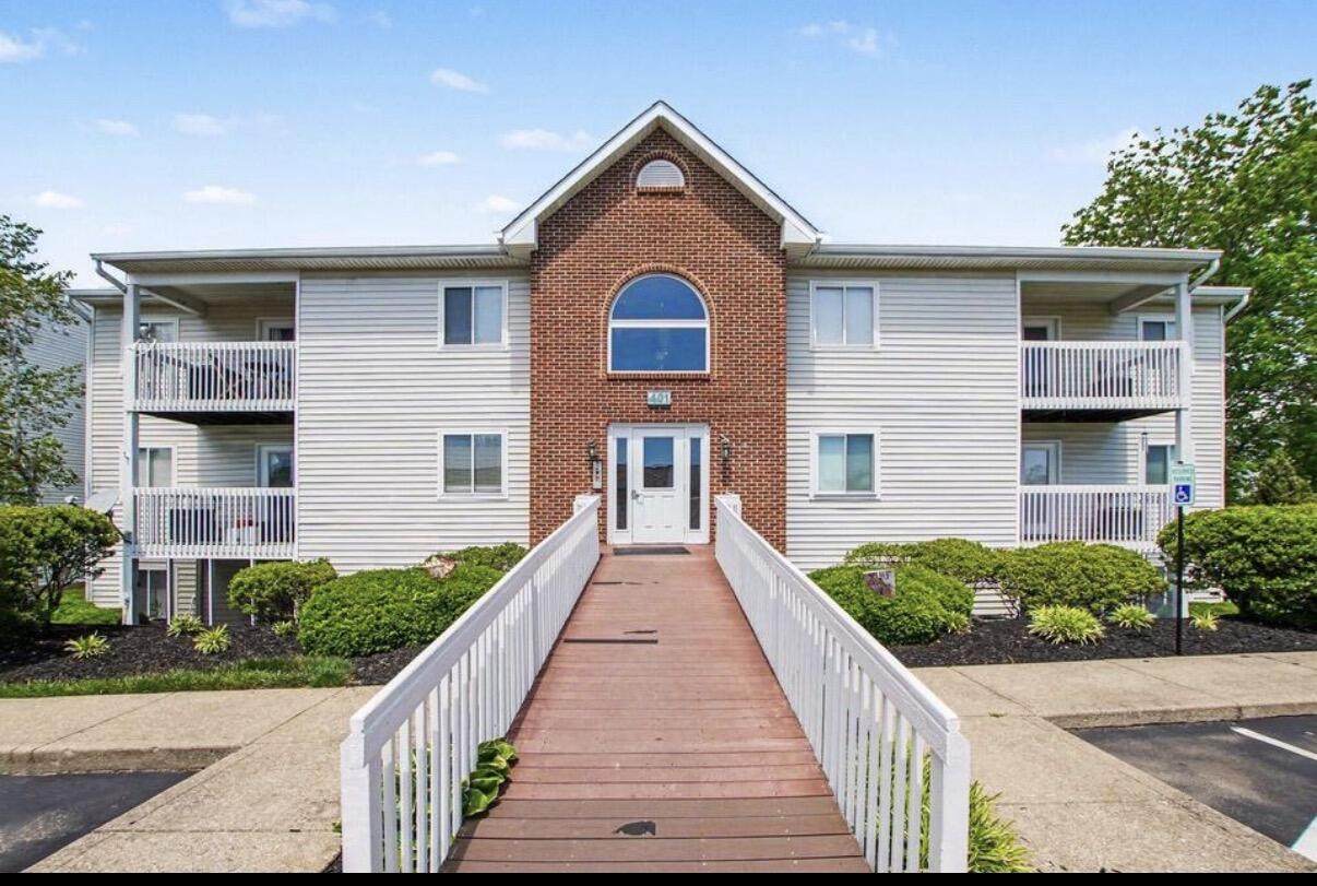 401 Poinsetta Court - Photo 1