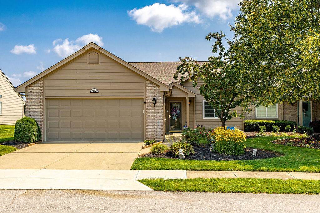 2452 Hickory Glen Lane - Photo 1