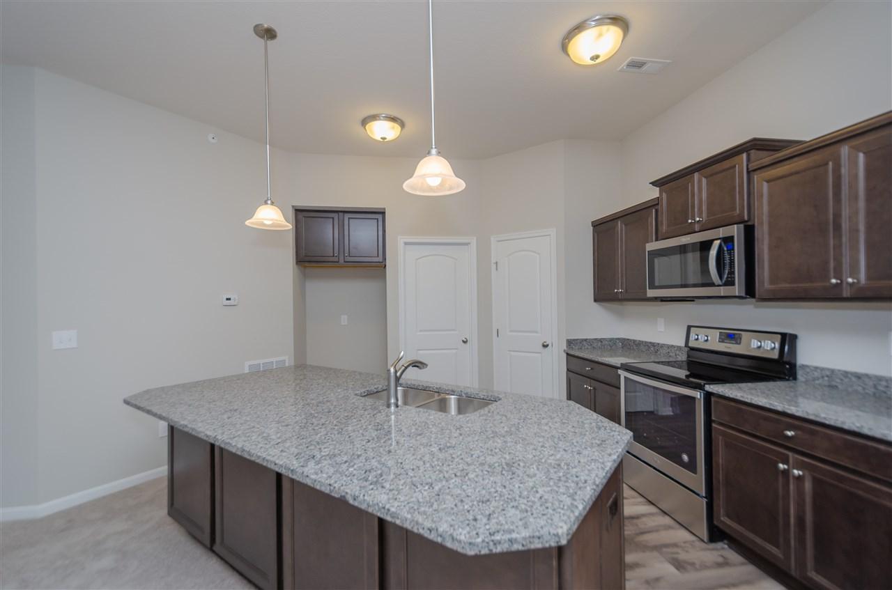 856 Yorkshire Drive - Photo 1