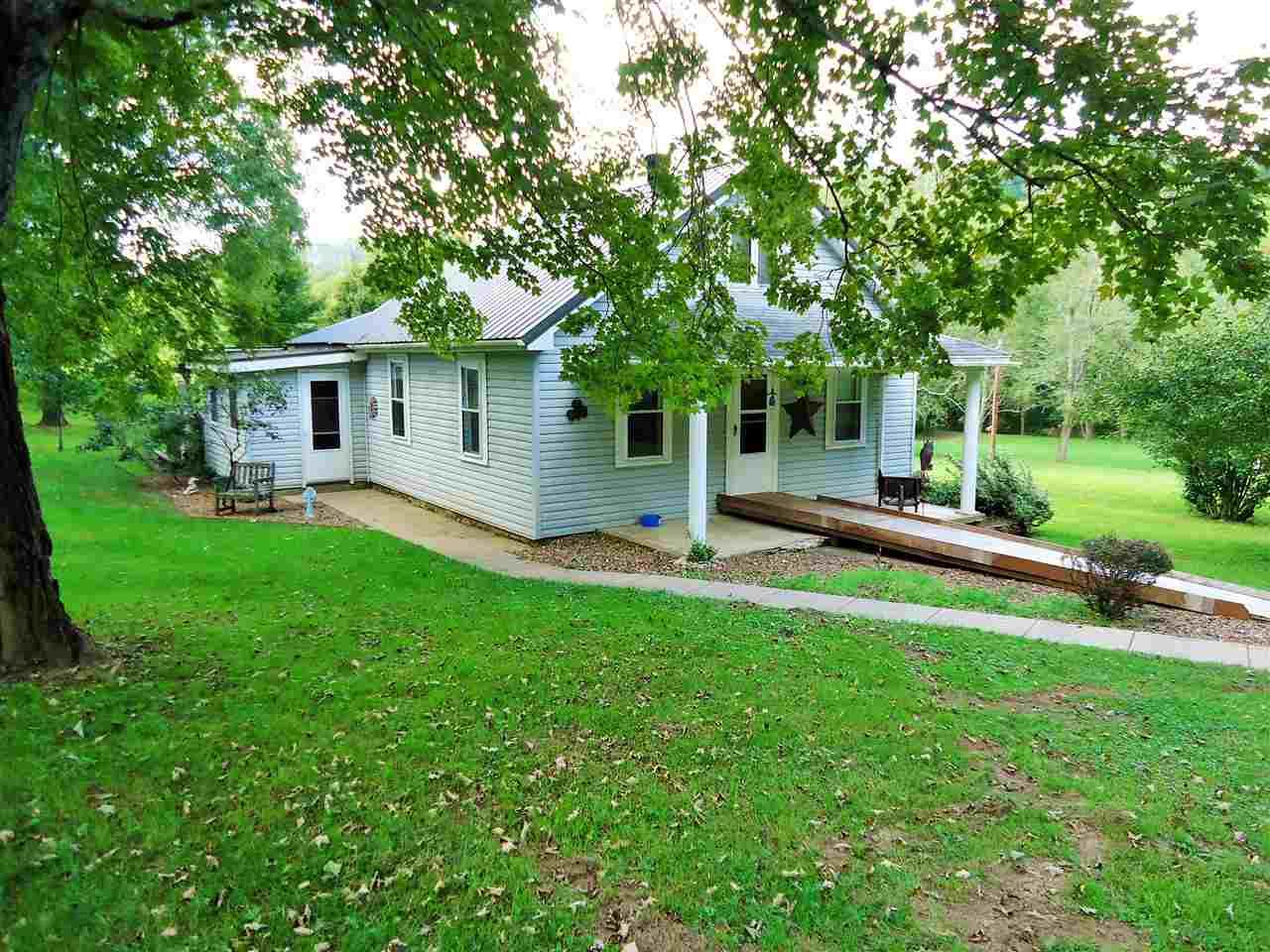 4905 Botts Lane - Photo 1