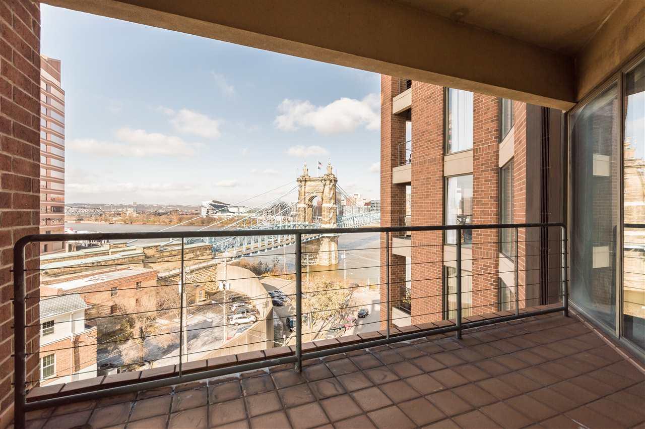 100 Riverside Place - Photo 1