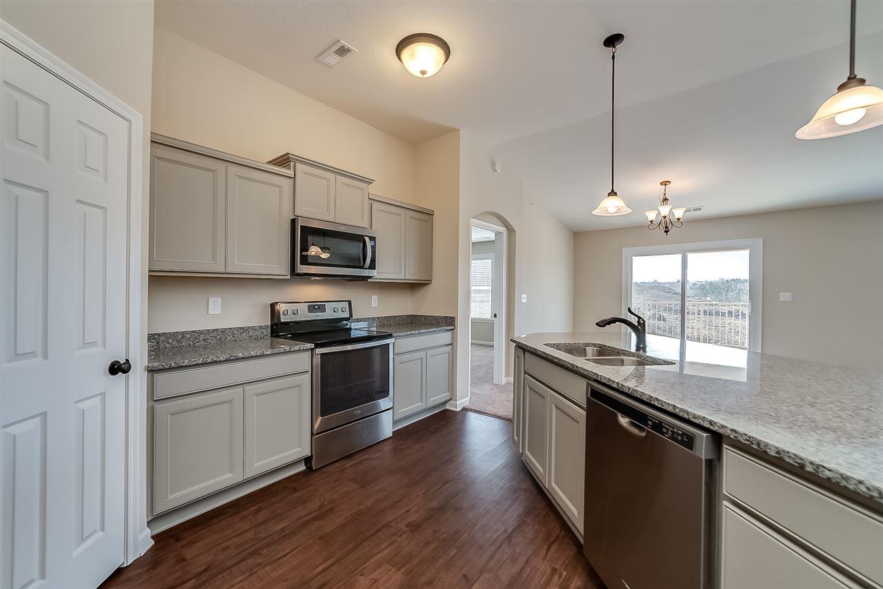 824 Yorkshire Drive - Photo 1
