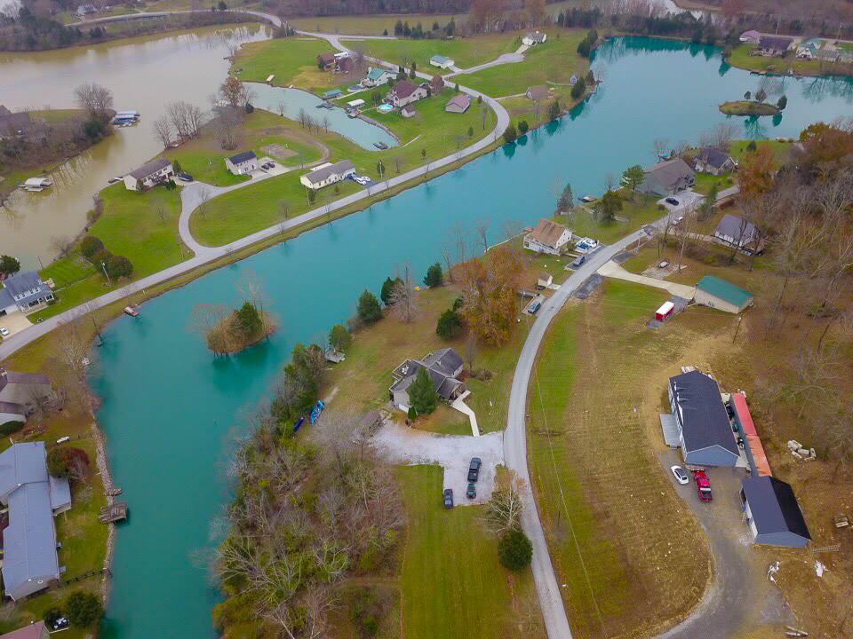 93-94 Wideview Drive - Photo 1