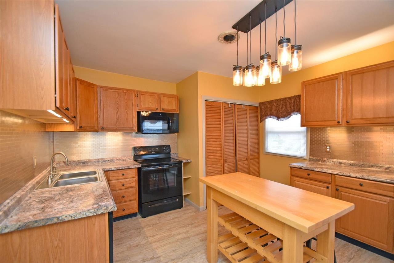 215 Lindsey Street - Photo 1