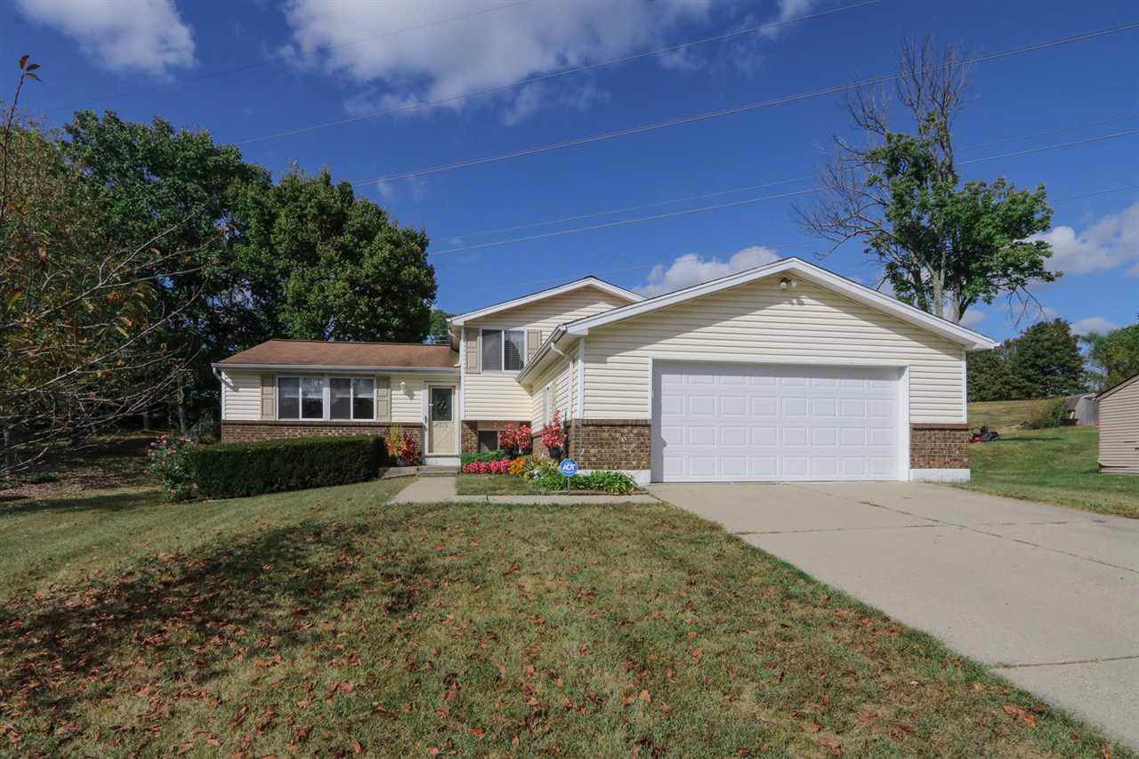 4076 Circlewood Drive - Photo 1