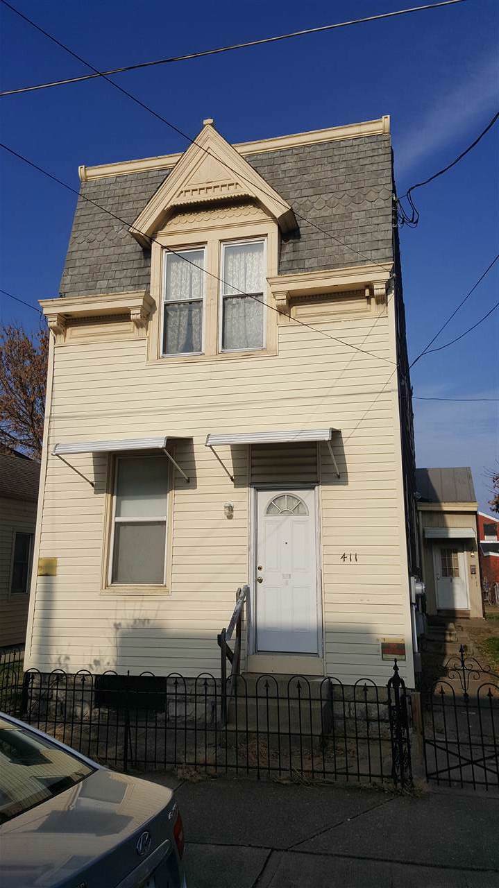 411 Thornton Street - Photo 1