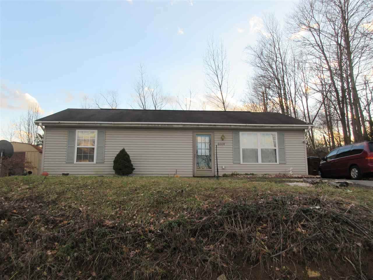 6008 Laurel - Photo 1