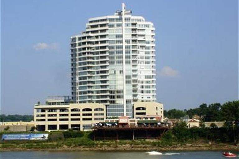 400 Riverboat Row - Photo 1