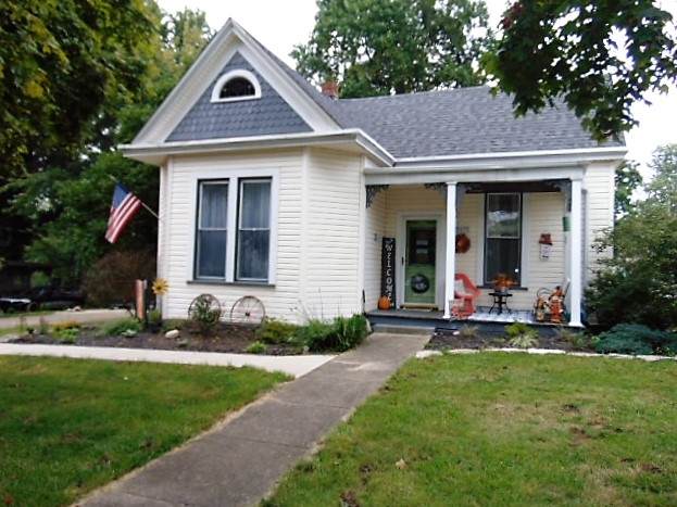 207 Roland Avenue - Photo 1