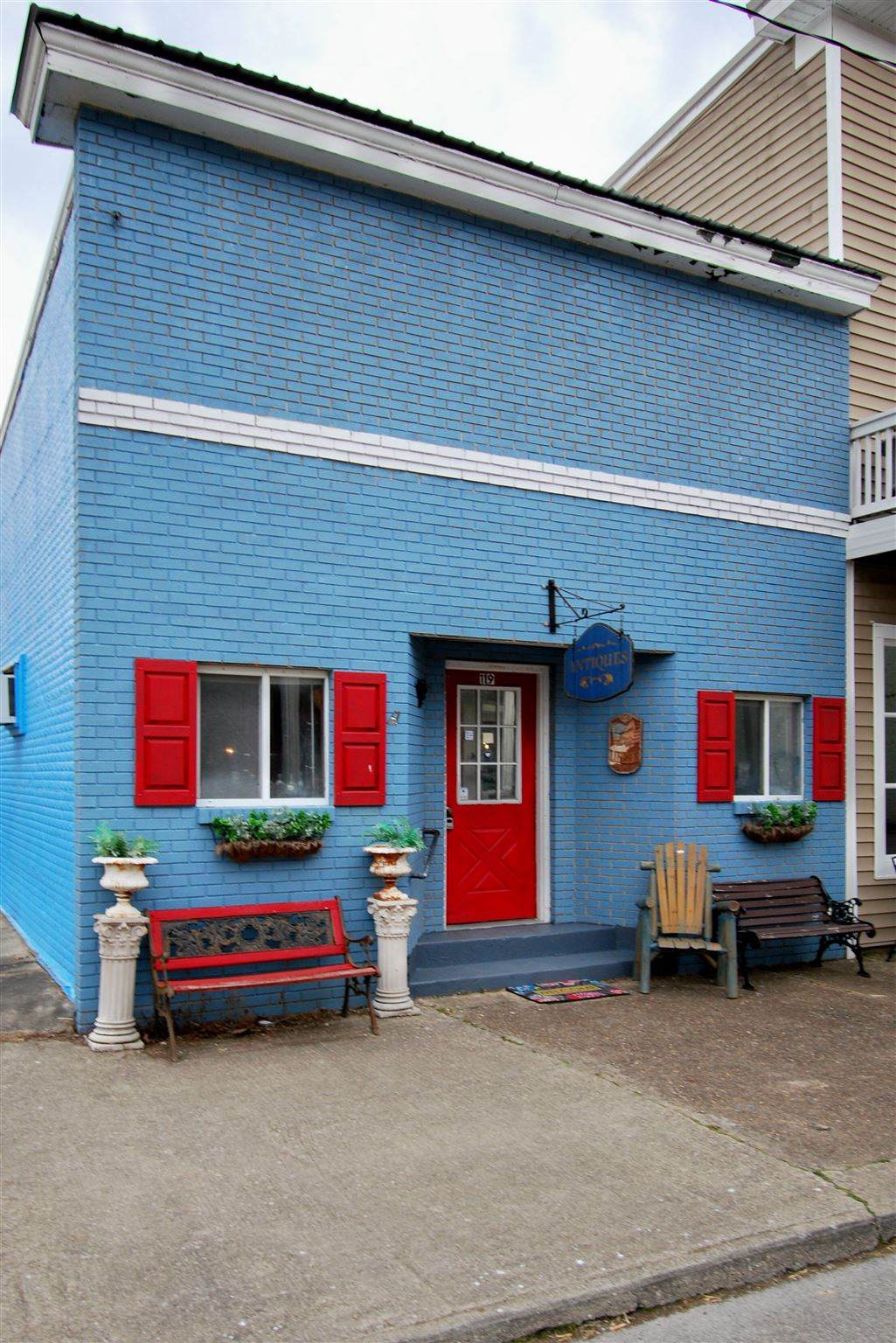 119 Main Street - Photo 1