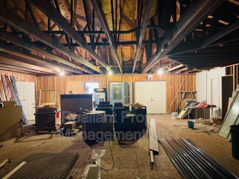 238 Grandview Avenue - Photo 1