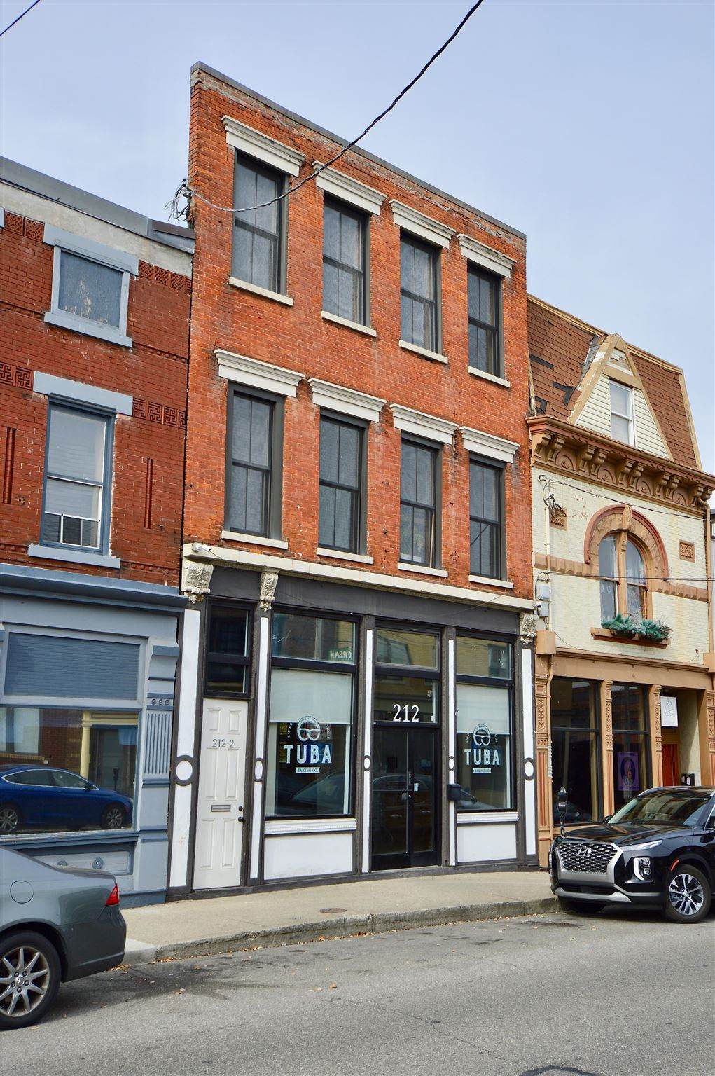 212 Pike - Photo 1