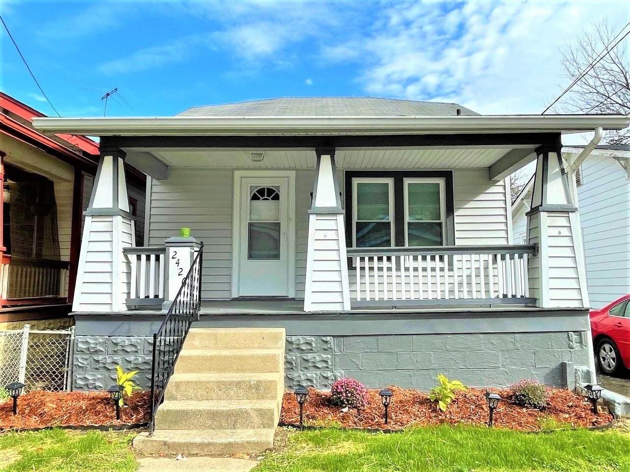 2426 Warren St - Photo 1
