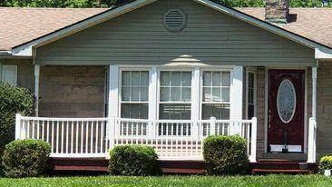 406 Seminary Street - Photo 1