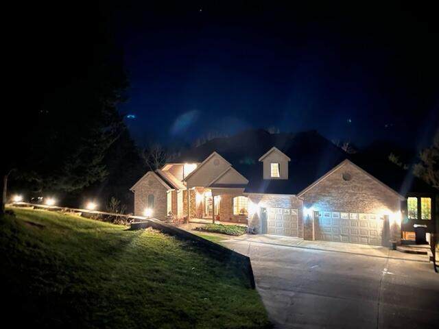 125 Lynnwood Drive - Photo 1