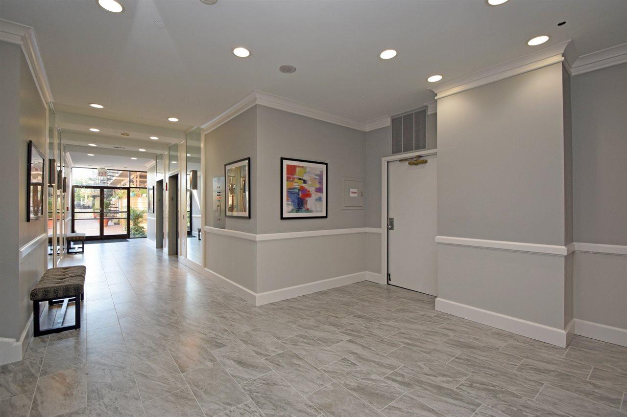100 Riverside Place - Photo 1