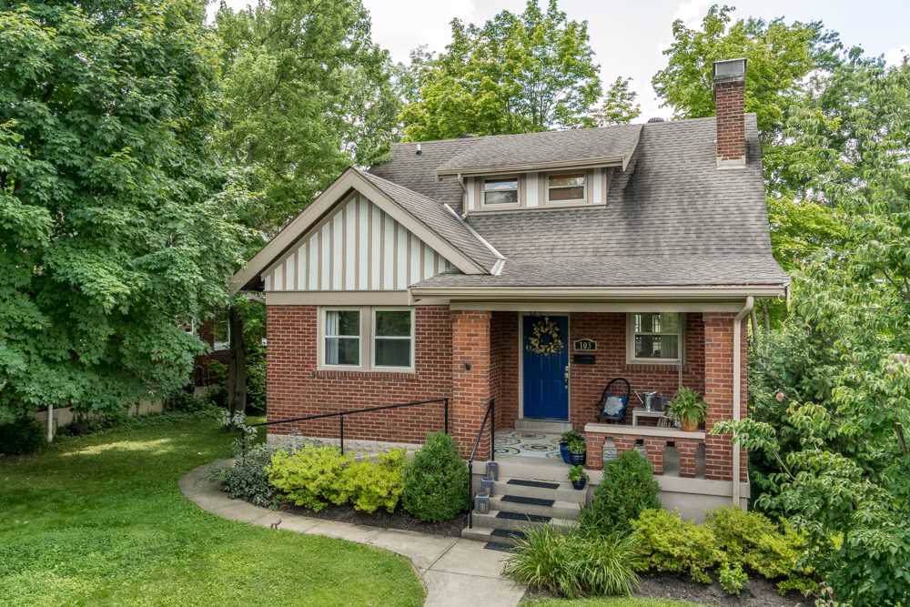 103 Robson Avenue - Photo 1