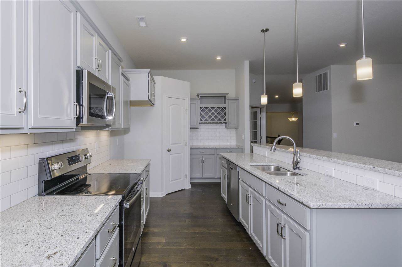 2204 Piazza Ridge - Photo 1