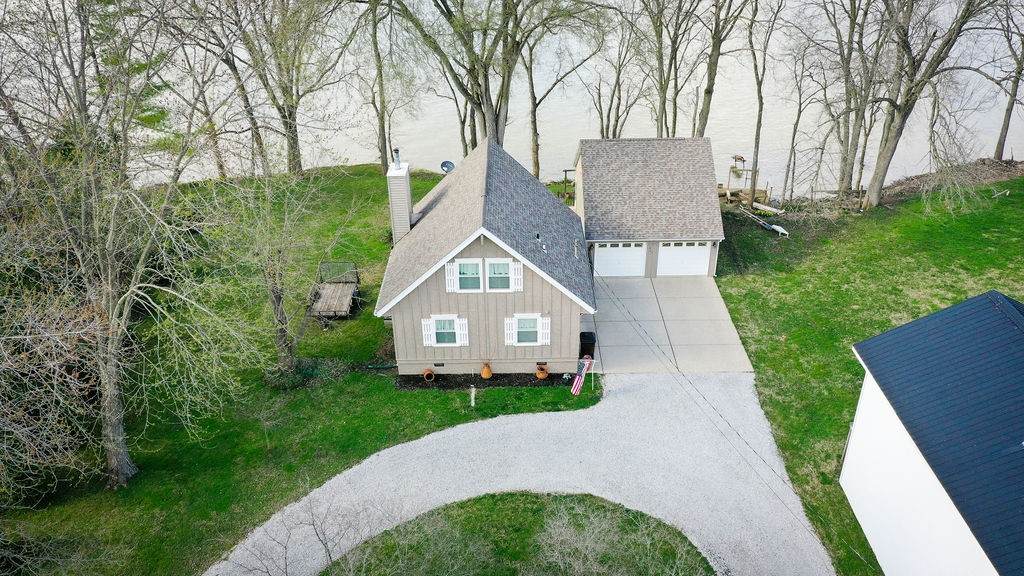 419 2nd Street - Photo 1