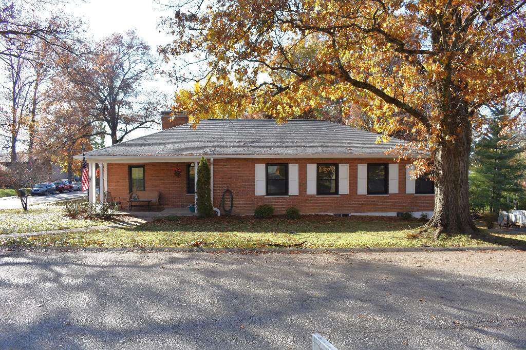 51 Rossford Avenue - Photo 1