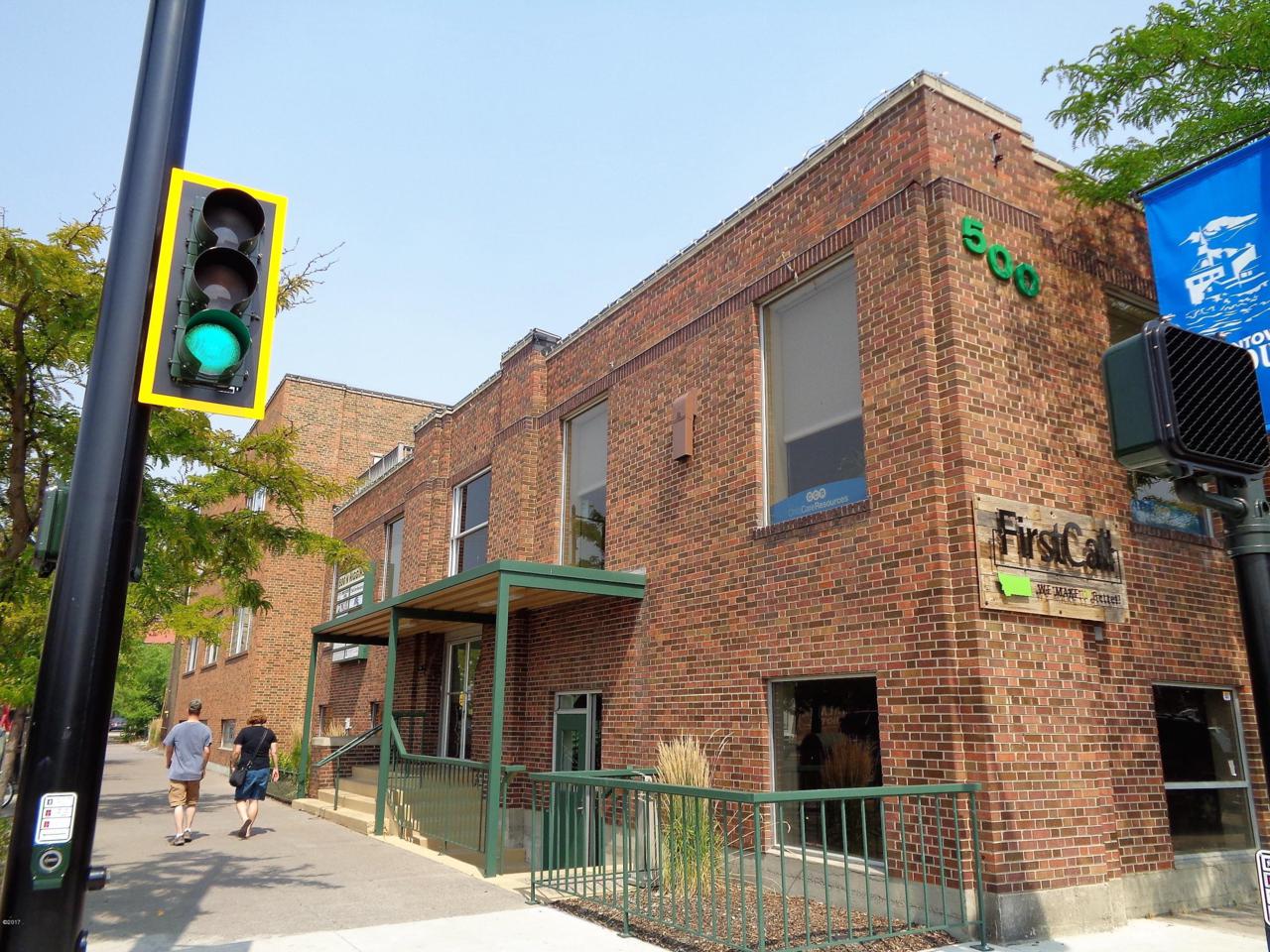 Higgins Avenue - Photo 1