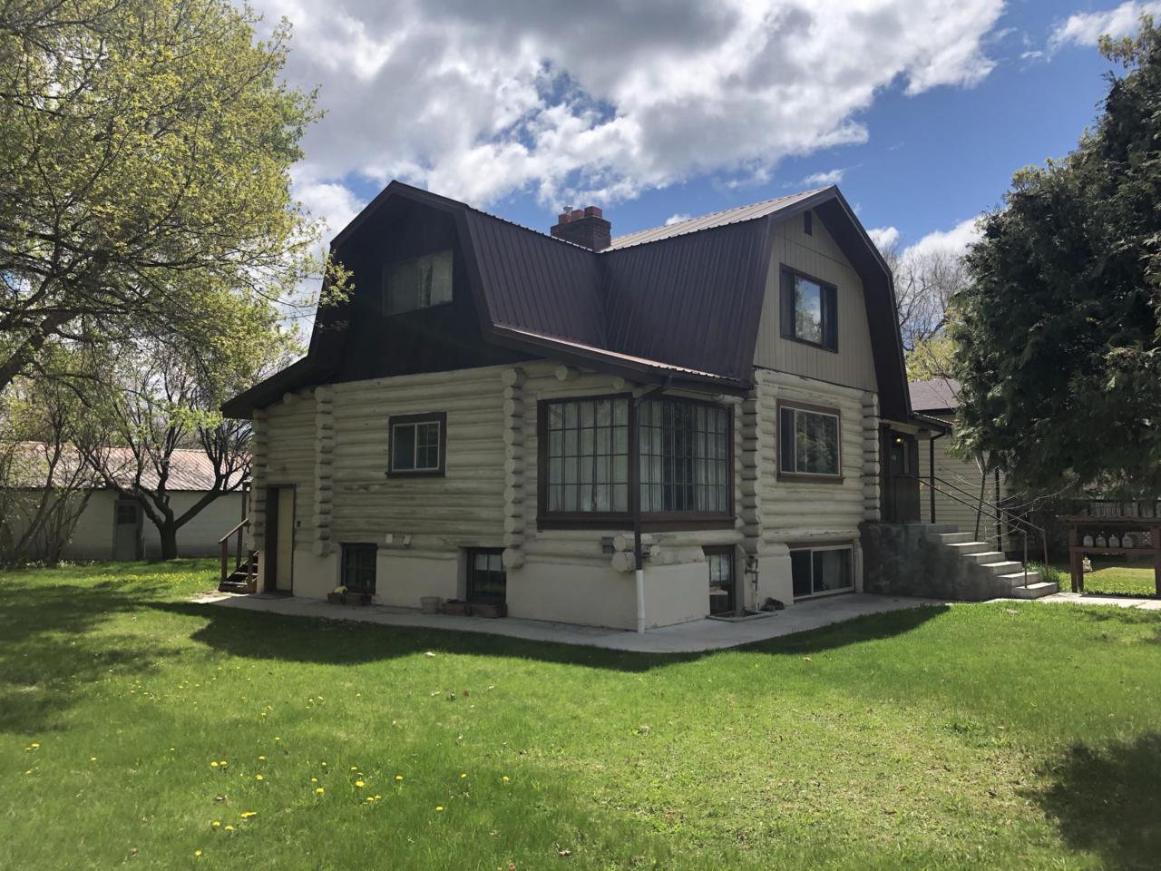 416 7th Street - Photo 1