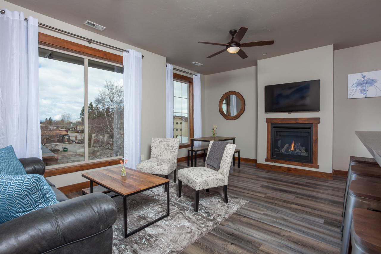 519 Nucleus Avenue - Photo 1