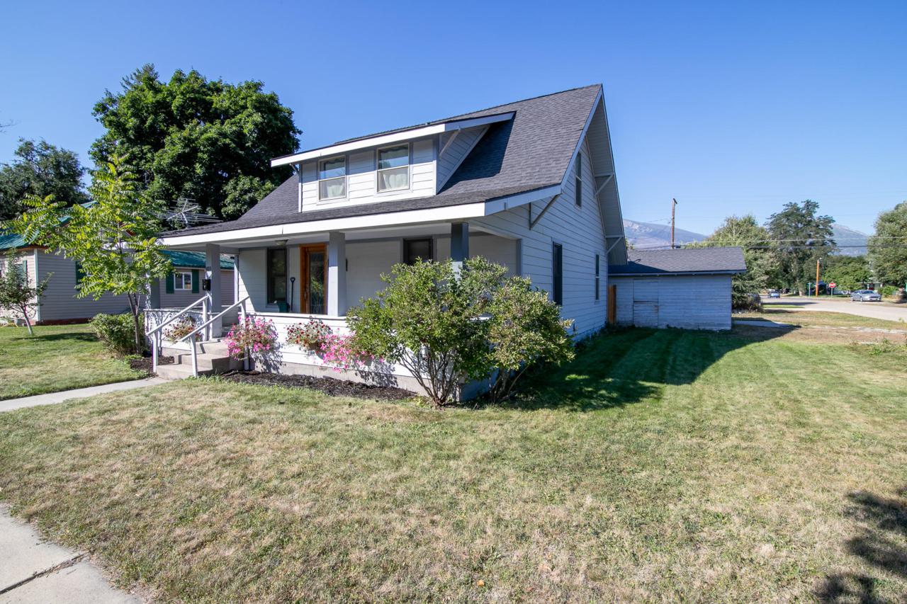 423 3rd Street - Photo 1