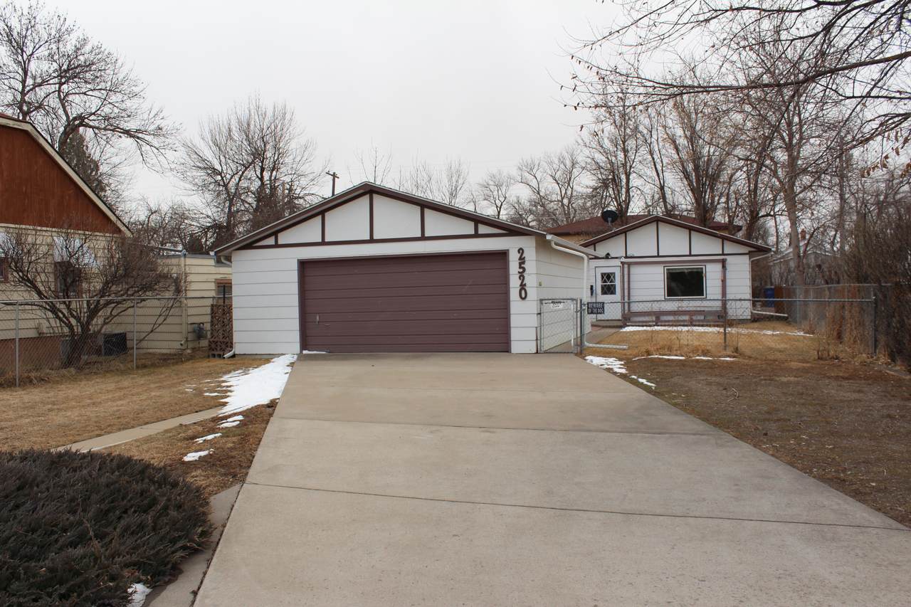 2520 2nd Avenue - Photo 1