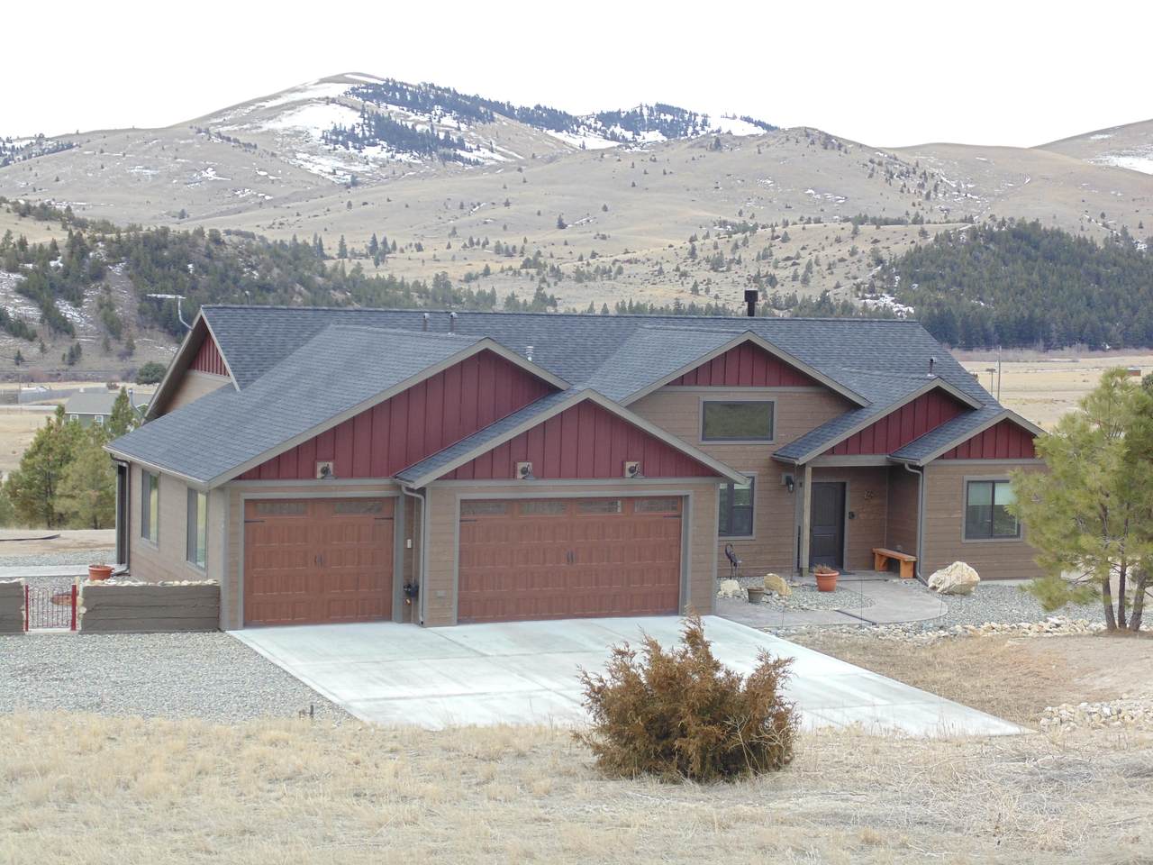 5092 Seabiscuit Drive - Photo 1