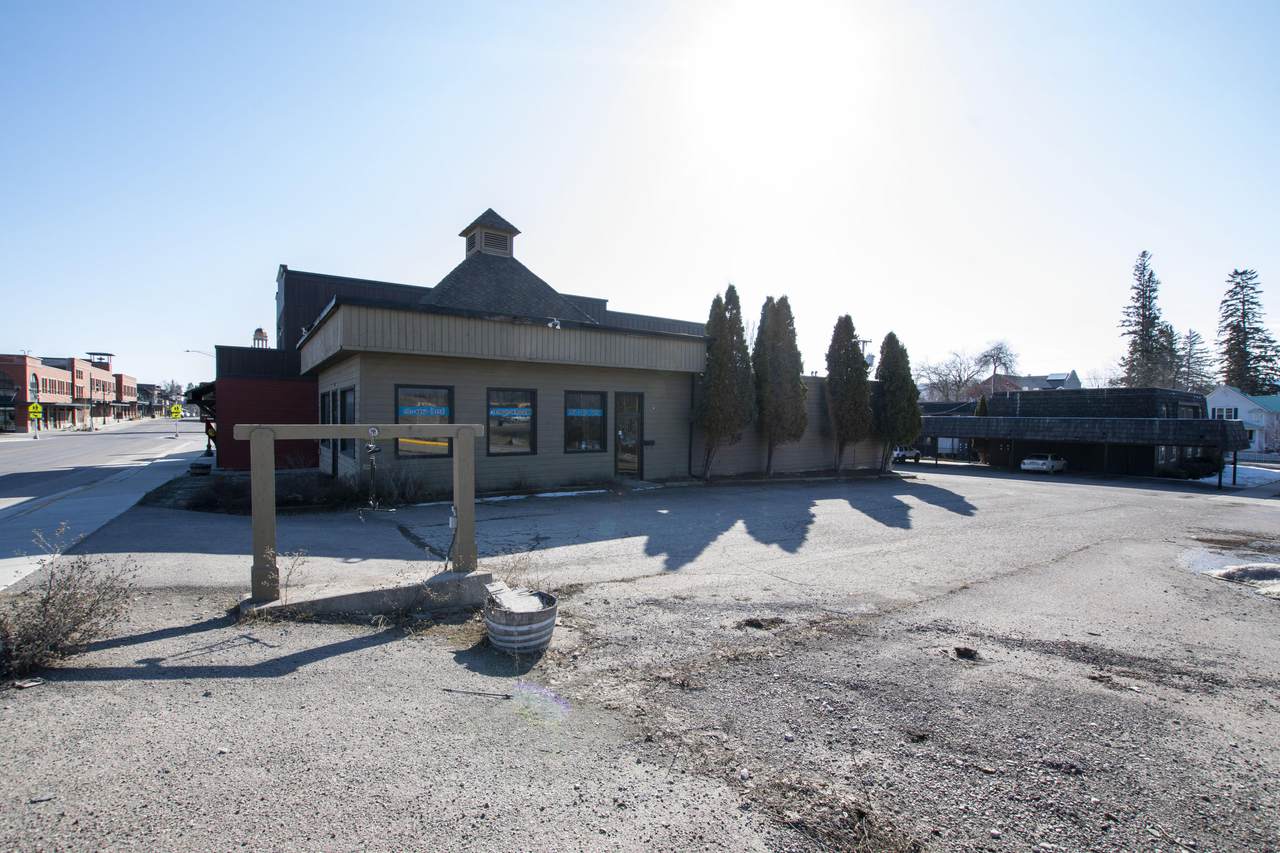 10 Baker Avenue - Photo 1