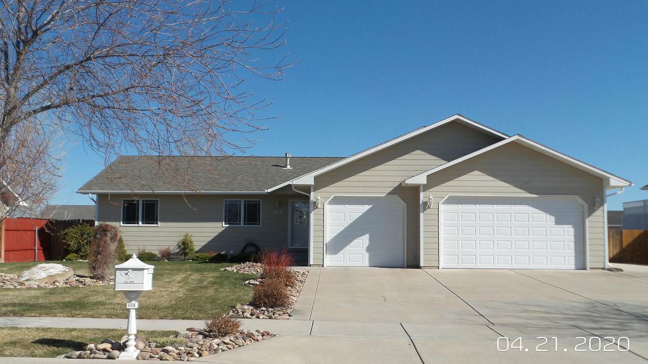 209 38th Avenue - Photo 1 209 38th Avenue - Photo 1